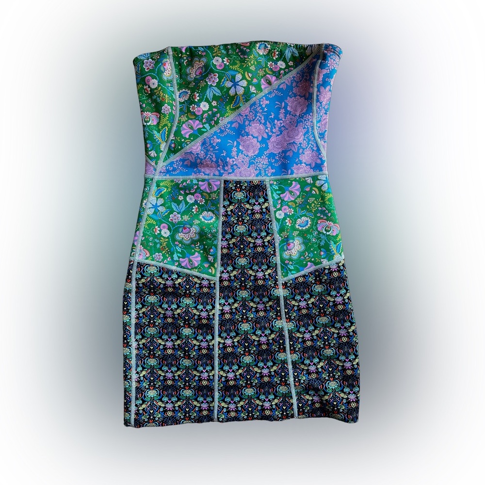Cynthia Rowley Neoprene tube dress UV protectant!